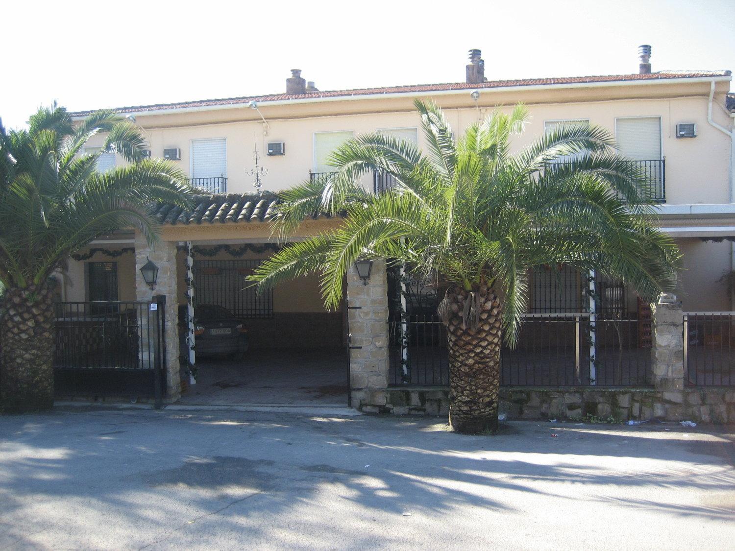 Hostal El Sevillano Rus Exterior photo